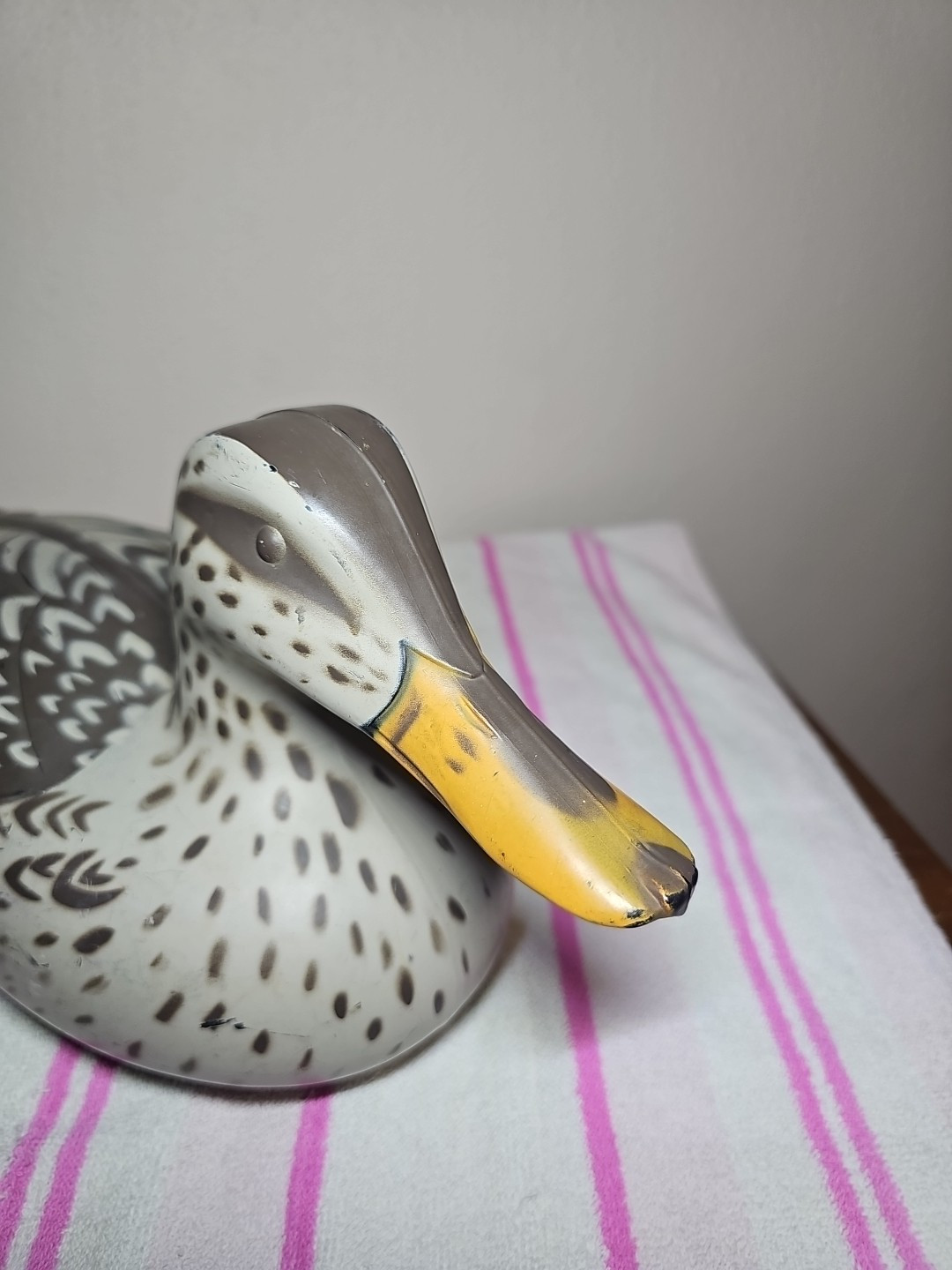 Vintage D-9 Victor Pintail Duck Decoy Hen 1967 By Woodstream USA