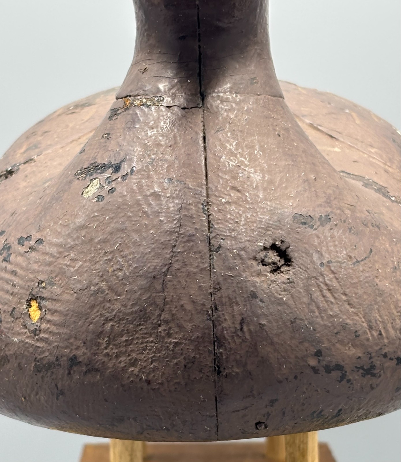 **UNUSUAL** QUEBEC VERTICAL SEAM BLACK DUCK ANTIQUE DECOY
