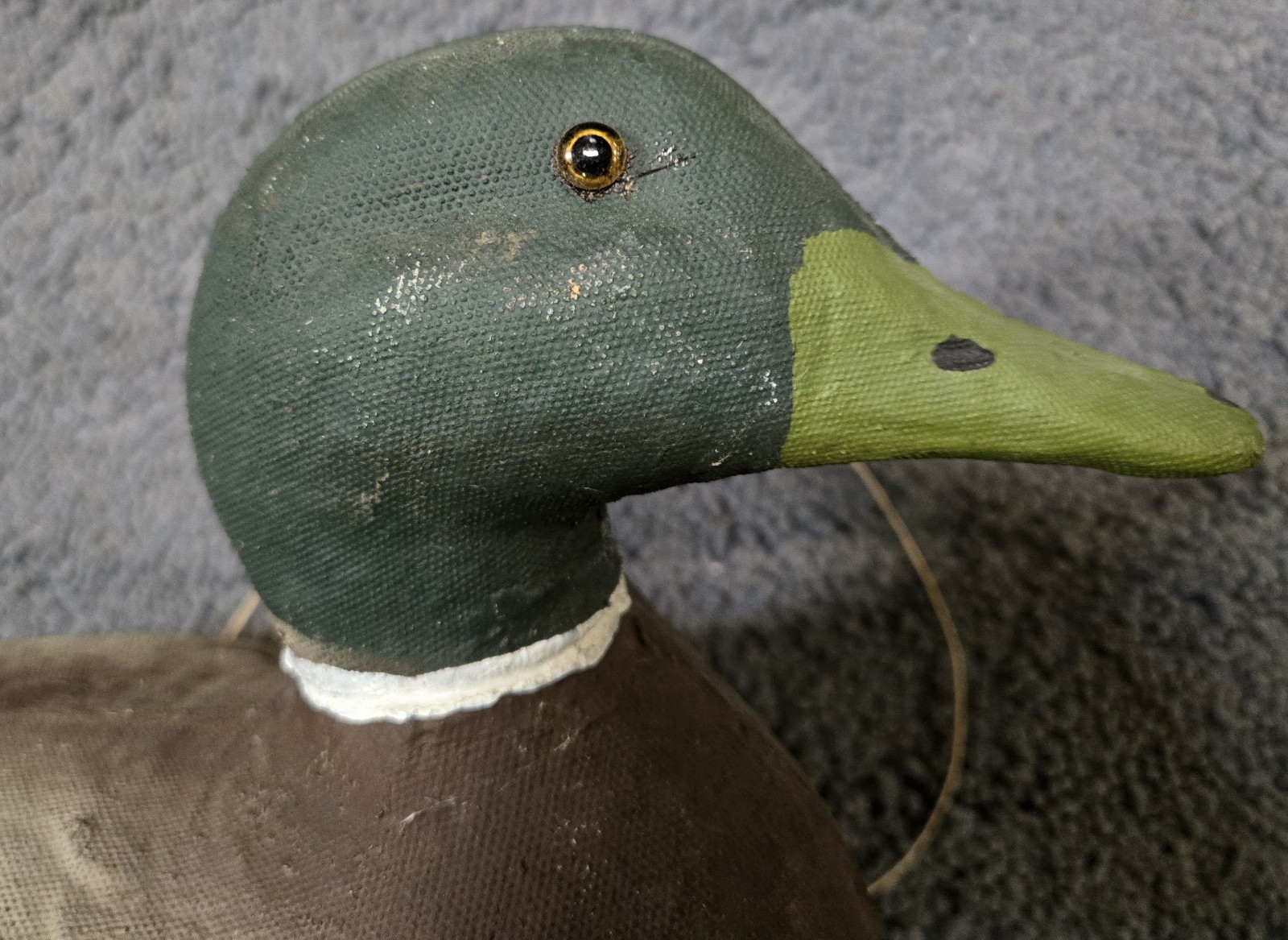 Victor Veri-Lite Paper Mache Duck Decoy Mallard Drake Rare Paper Label Minty
