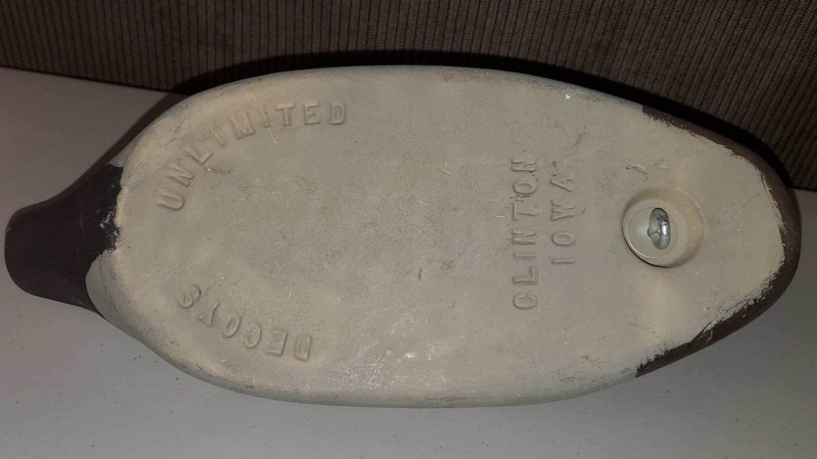 Ducks Unlimited VINTAGE Working Decoy Approx. 18″ L x 8″ T x 8″ W (SHF)