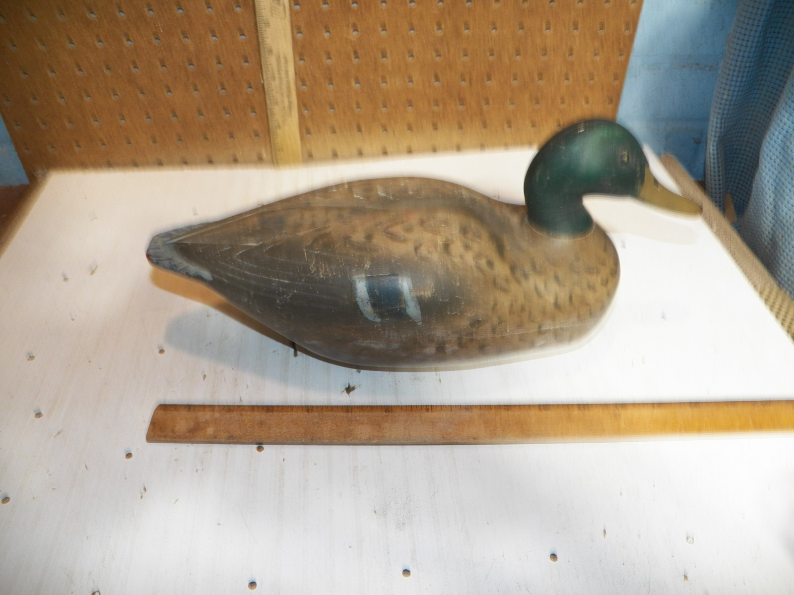 Vintage ANIMAL TRAP COMPANY Victor D-10 Mallard Duck Decoy