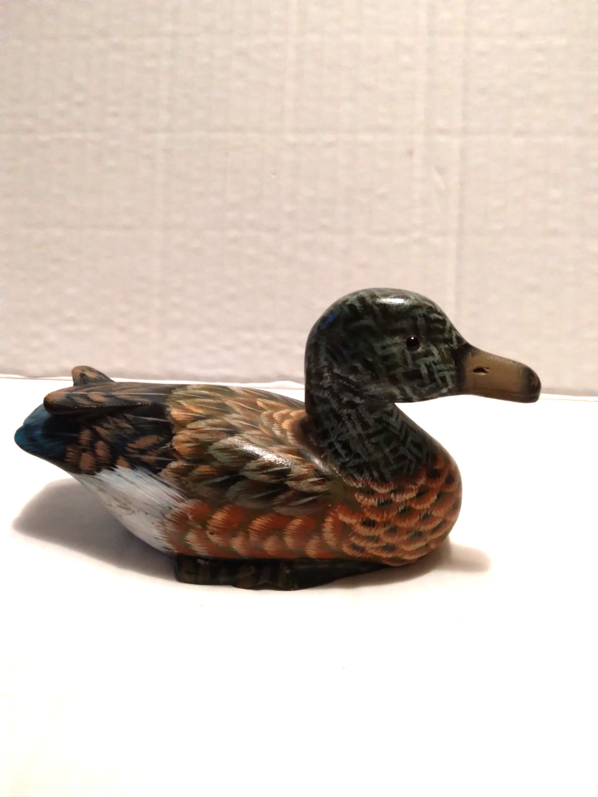 Vintage Small Wood Hand Painted Carved Duck Decoy 5″ Glass Eyes Figure Decor