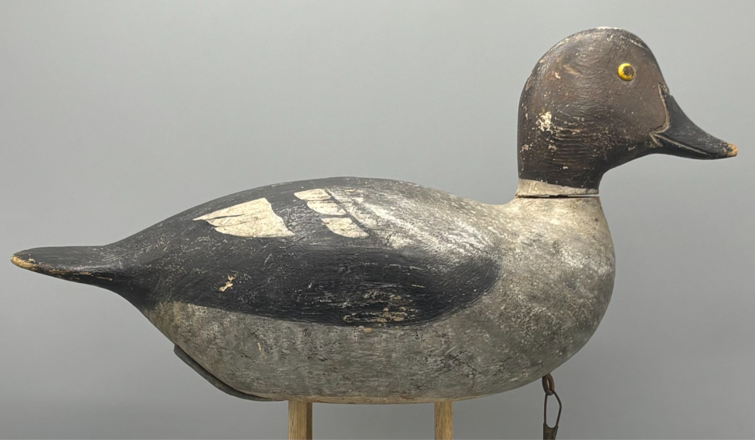 JULIUS MITTLESTEADT (1888-1957),BUFFALO, NY GOLDENEYE HEN ANTIQUE DECOY *ORG PNT