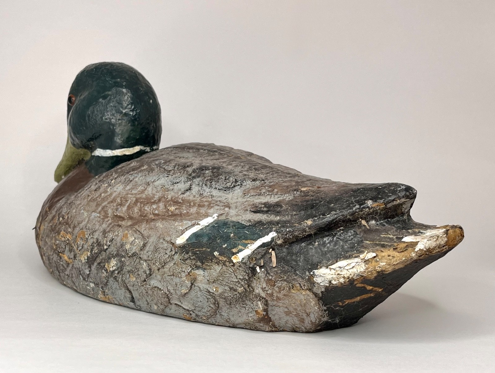 Antique Duck Decoy. 1940’s Americana. Papier-mâché. vintage hunting gear.