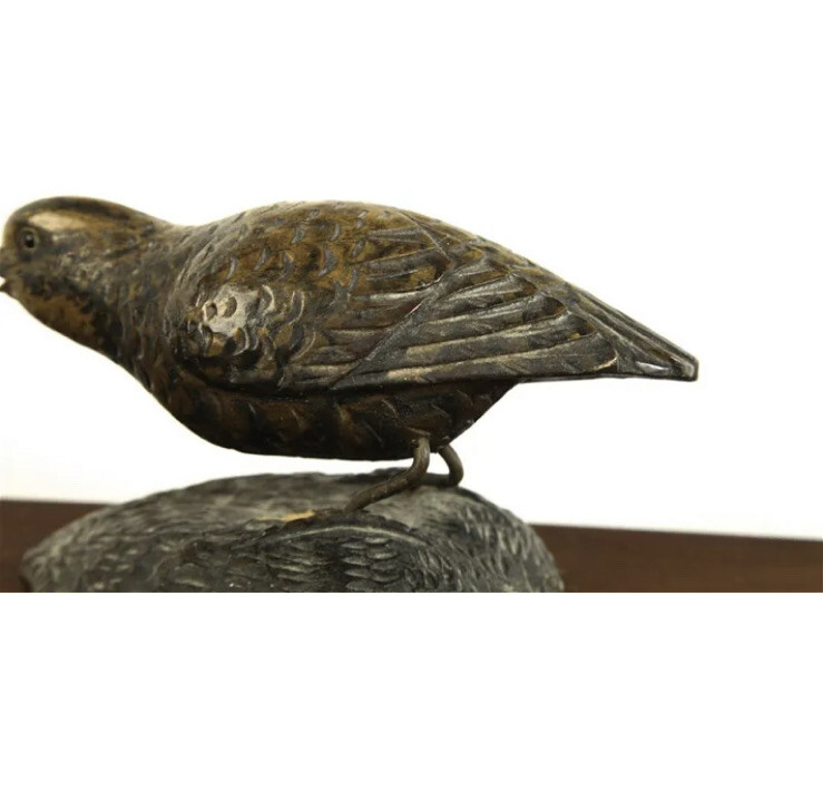ANTIQUE BIRD DECOY -HAND CARVED- 19th Century WOOD BASE Shore or Song Folk Art
