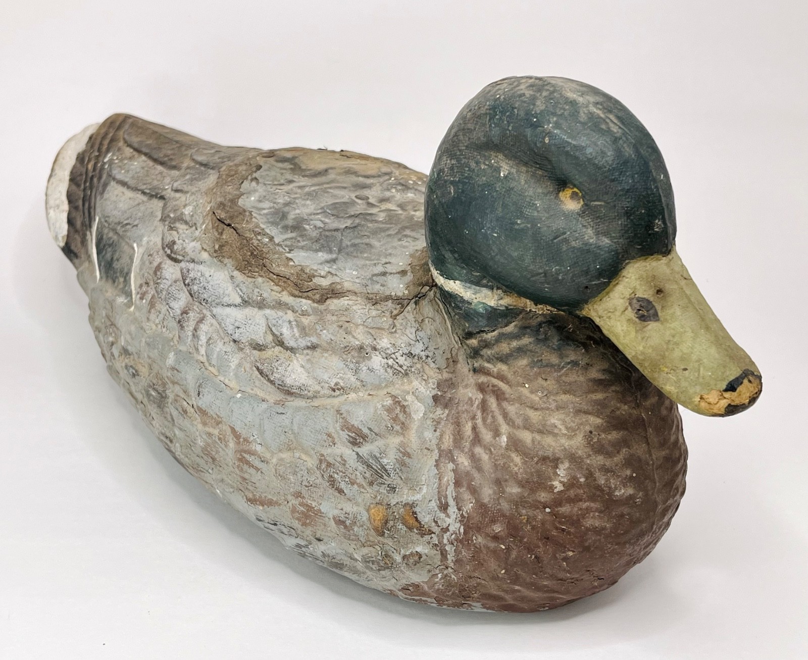 Antique Duck Decoy. 1940’s Americana. Papier-mâché. vintage hunting gear.