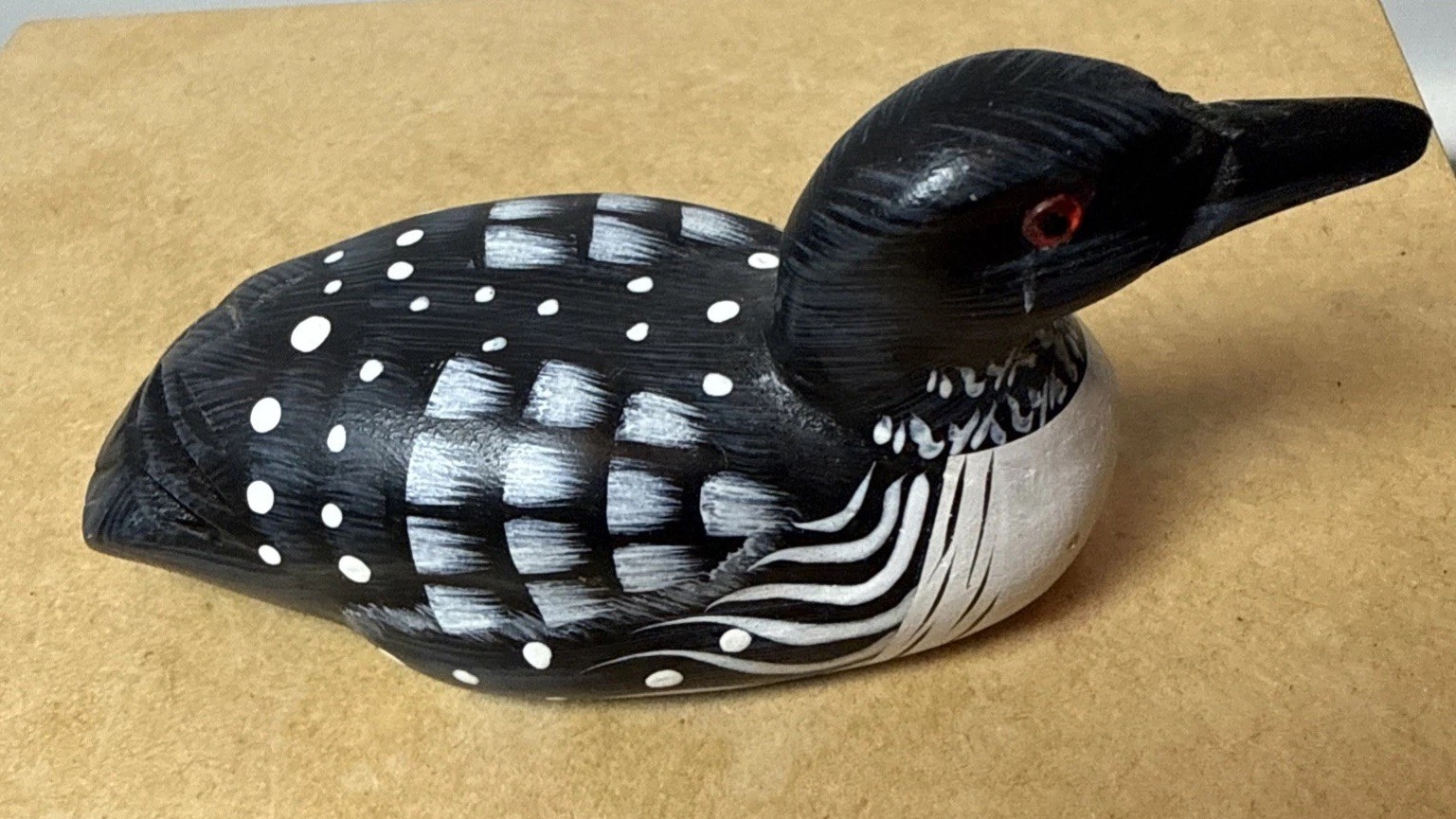 Vintage Hand Carved Common Loon Wooden Bird Decoy Figurine Folk Art 4.5”