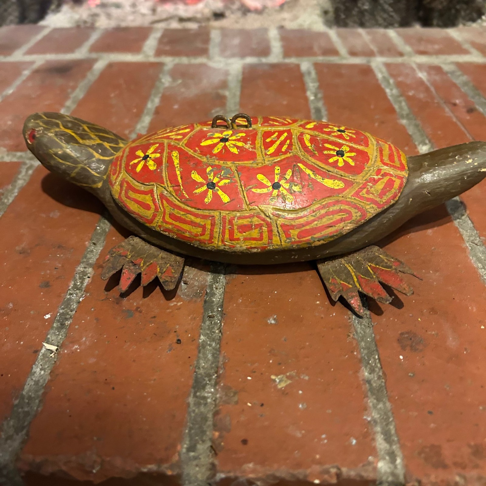 Beautiful Rare Vintage Folk Art Hand Carved Turtle Ice Fishing Decoy Circa 1940