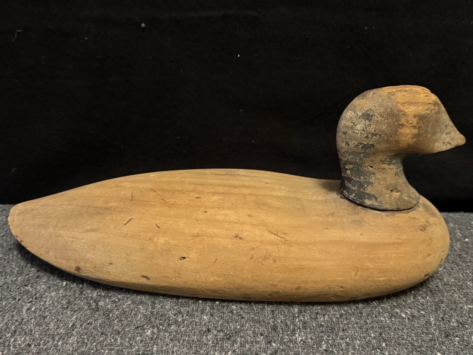 Vintage Hand-carved Wooden Duck Decoy Solid Body Flat Bottom Primitive