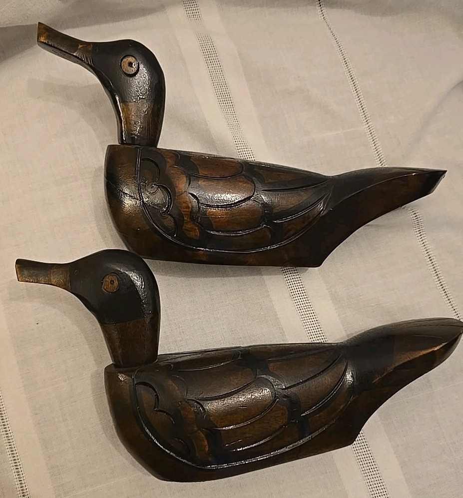 Vintage MCM Wooden Duck Pair Hand Carved Solid Wood Brown 10.5″ Estate Excelent