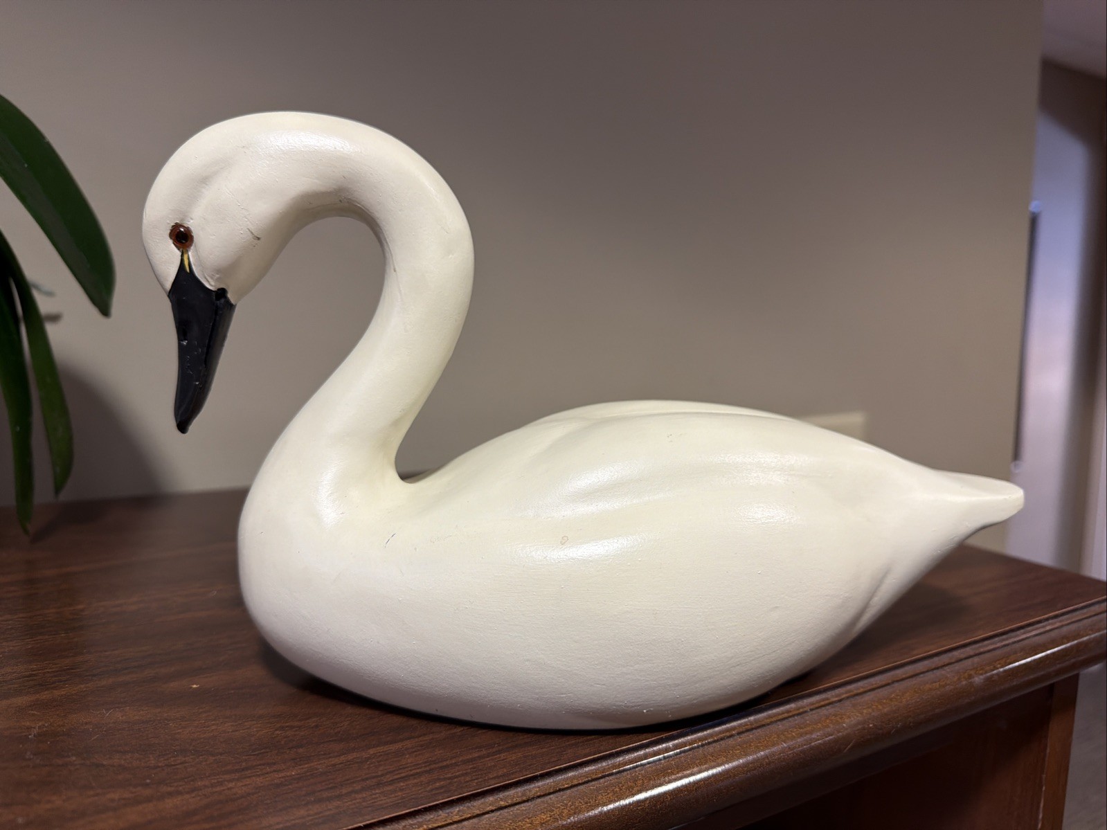 Vintage White Swan Decoy Figurine 11” Faux Carved Wood Resin Country Home Decor
