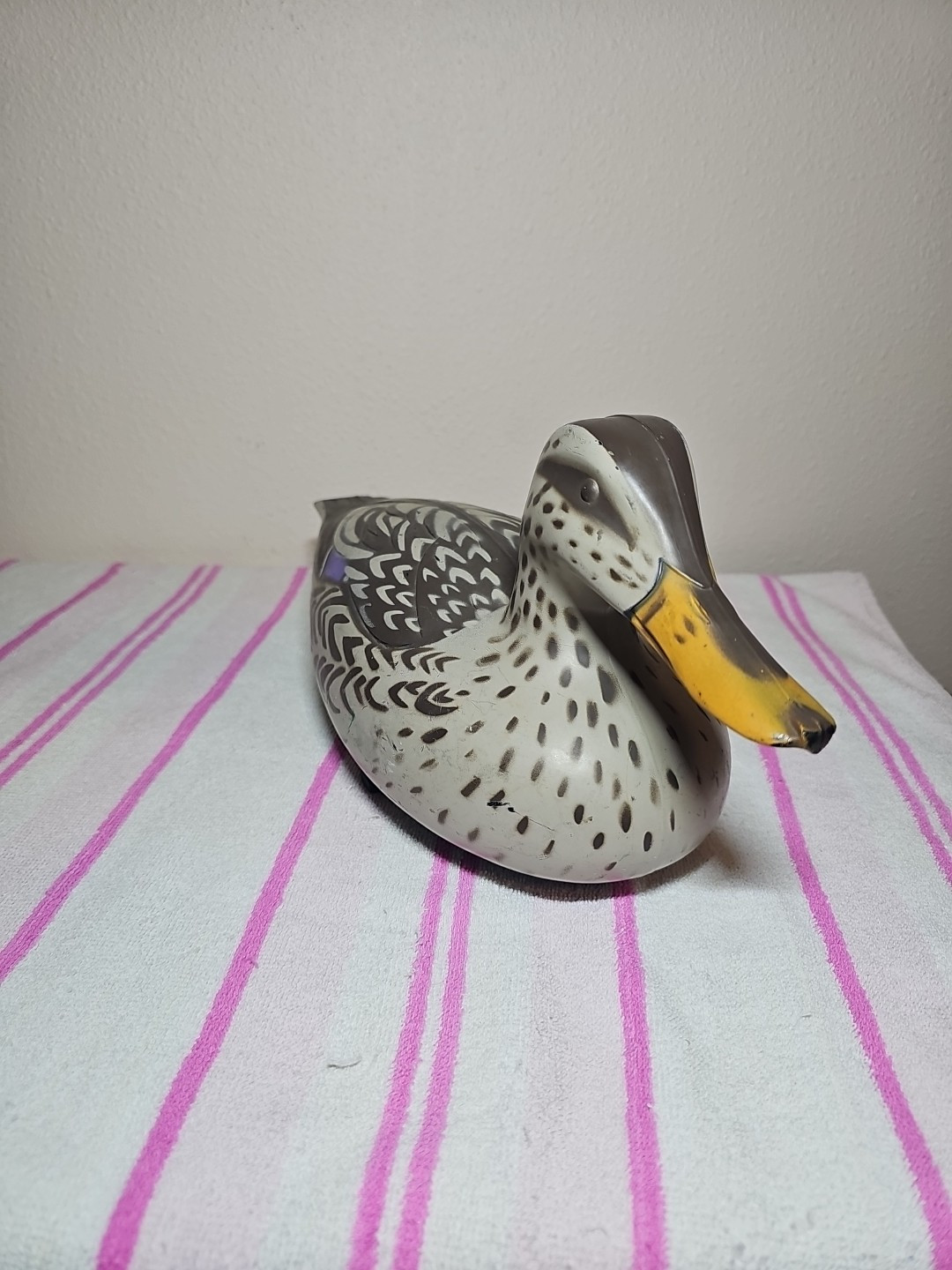 Vintage D-9 Victor Pintail Duck Decoy Hen 1967 By Woodstream USA