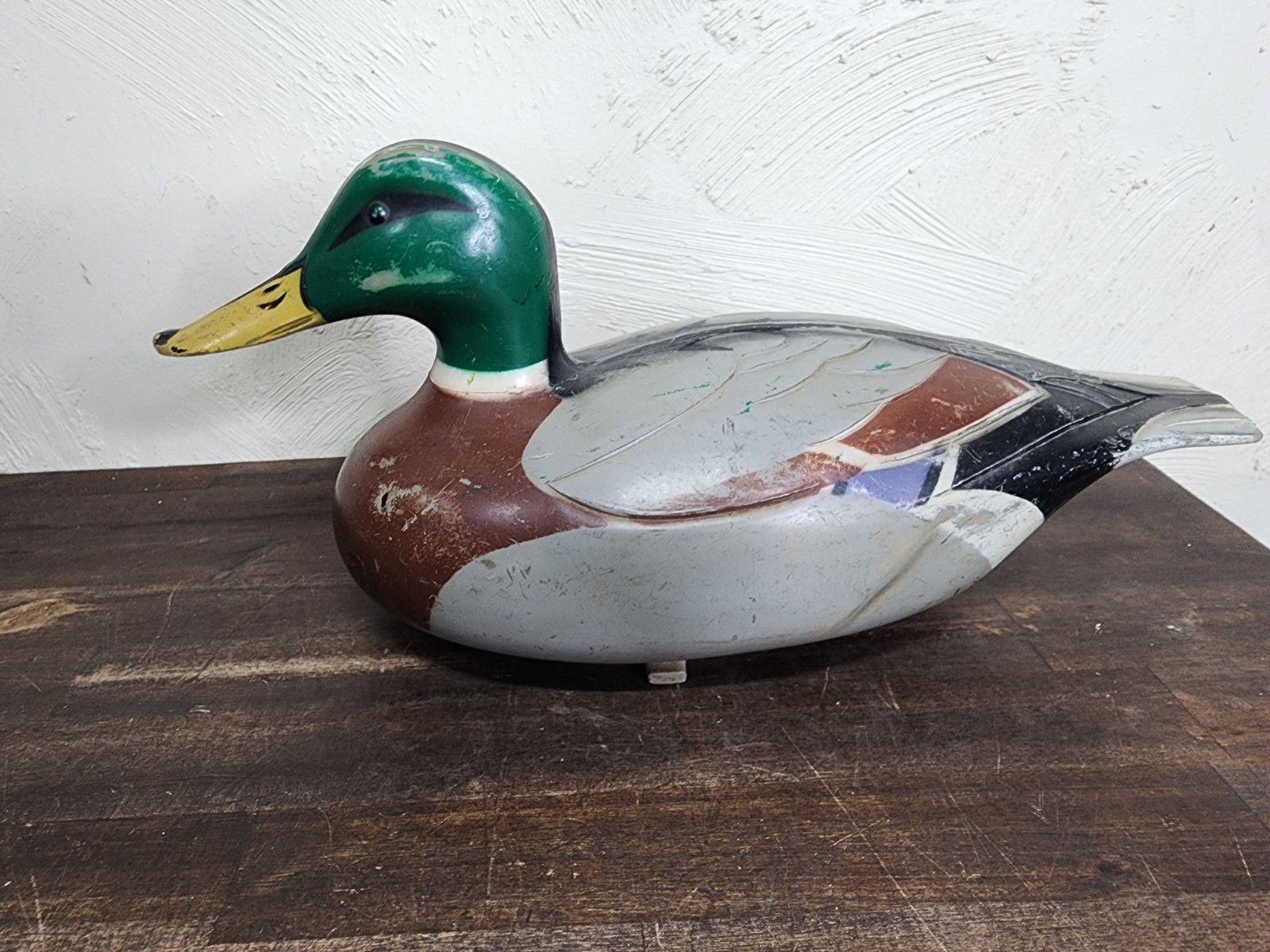 Vintage Duck Decoy Victor D9 1967 Mallard Drake by Woodstream Co. Plastic