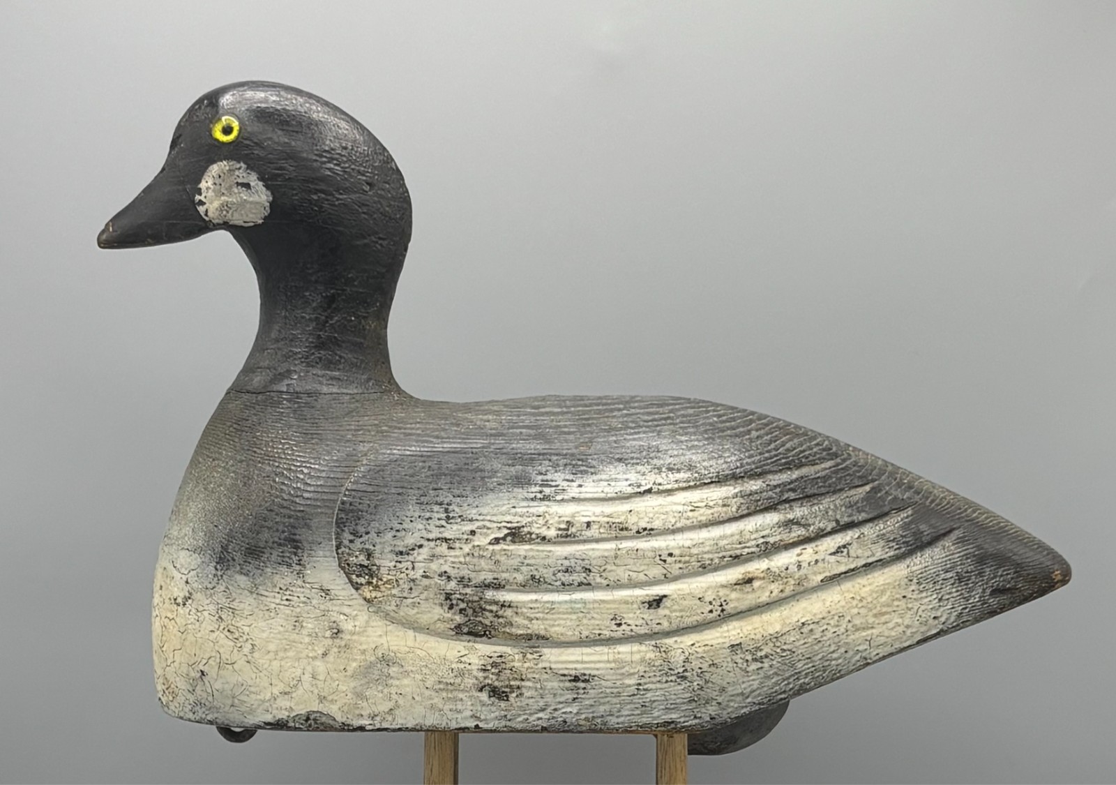 ***UNUSUAL*** QUEBEC HIGH PROFILE GOLDENEYE DRAKE ANTIQUE WOODEN DUCK DECOY