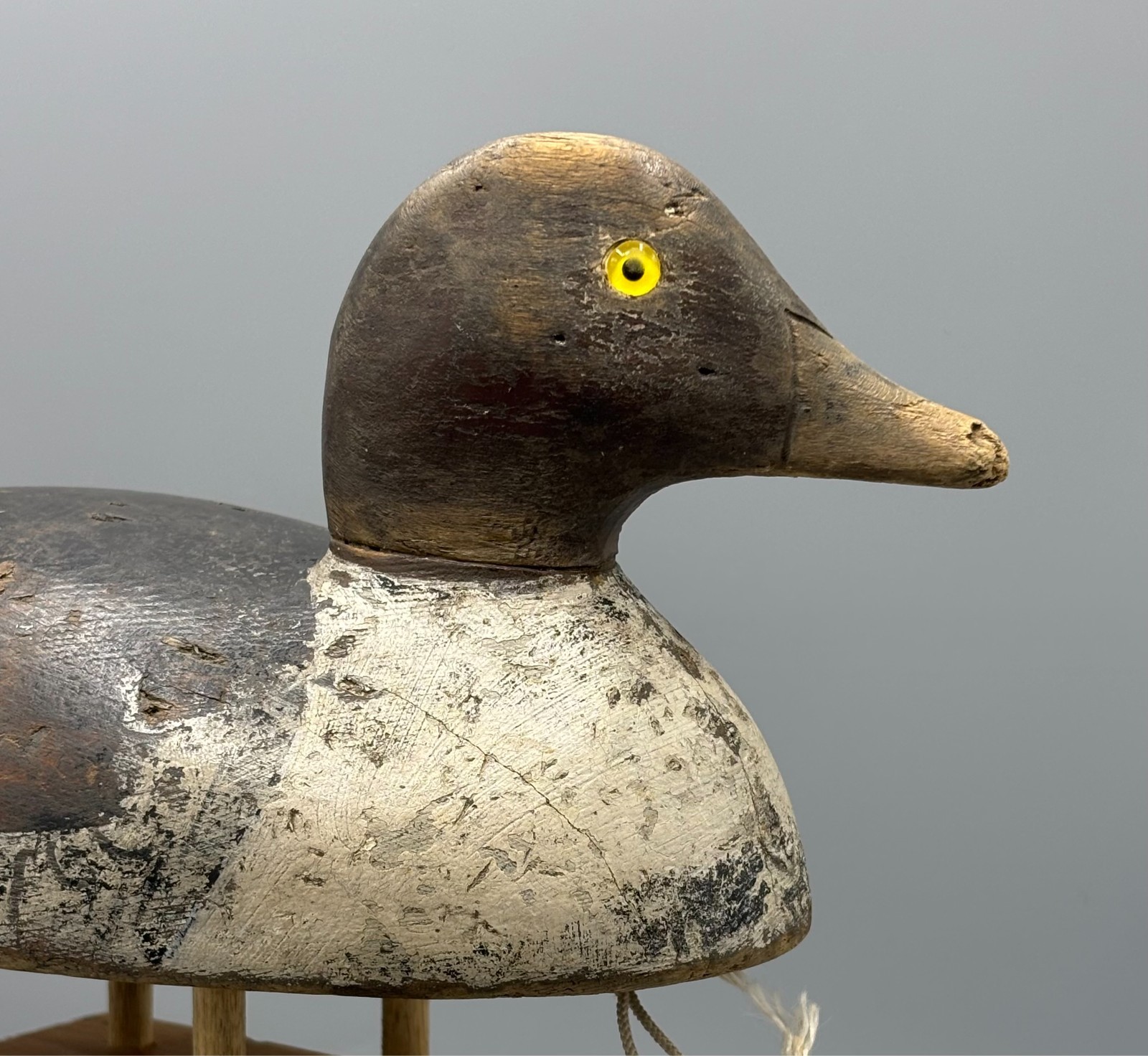 PRINCE EDWARD COUNTY(?) ANTIQUE DUCK DECOY GOLDENEYE HEN W/”W” CARVED IN BOTTOM