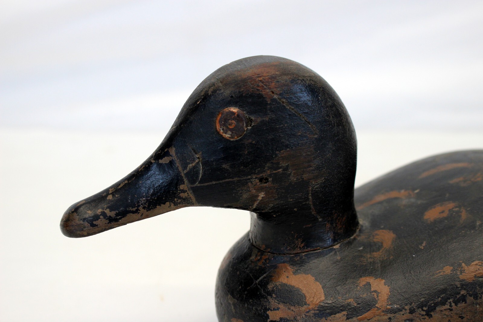 old WOODEN DUCK DECOY vintage antique Unsigned Collectible Hunting Bird Display
