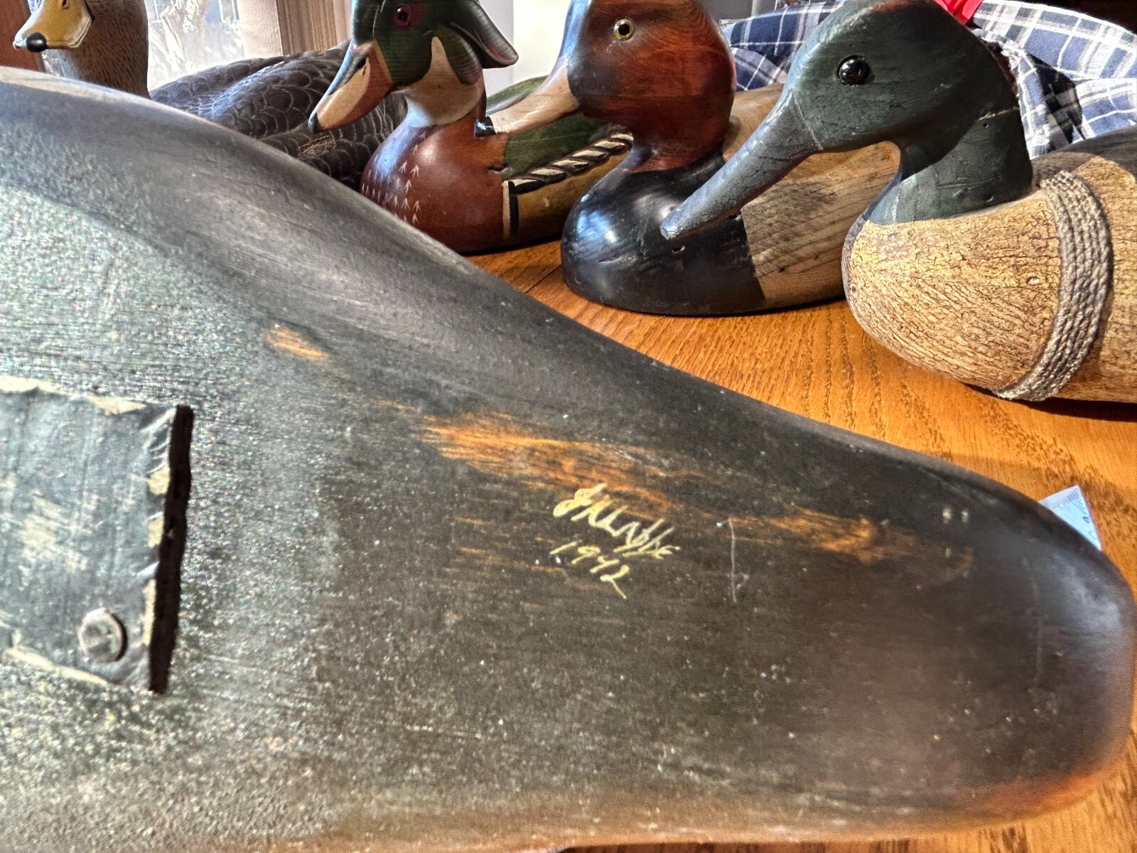 Excellent Condition Hand Crafted Wood Wooden Duck Decoy Folk Art Signed Artist