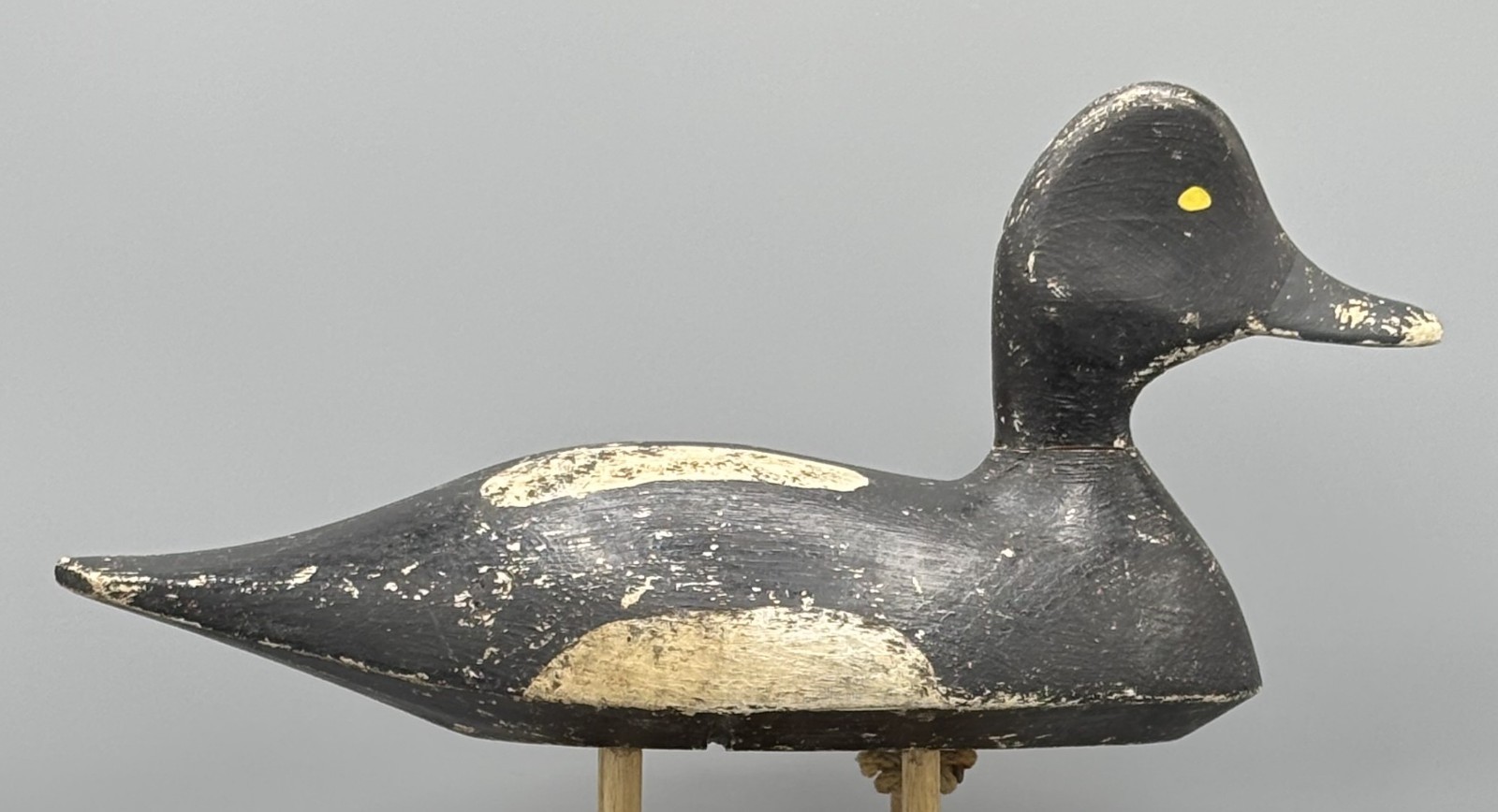 *ORIGINAL PAINT*GANANOQUE, ONT BLUEBILL DRAKE ANTIQUE DUCK DECOY *BILL HUNT (?)*