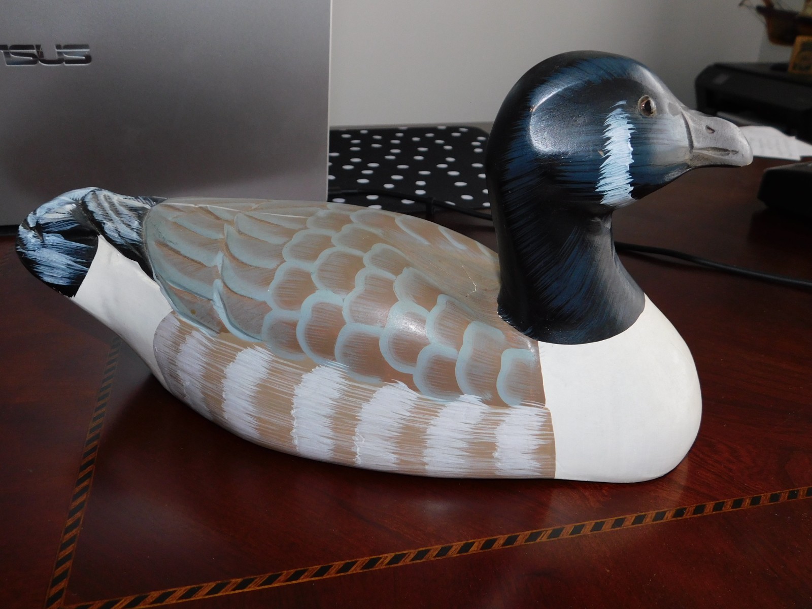 HAND CARVED WOODEN CANADA GOOSE