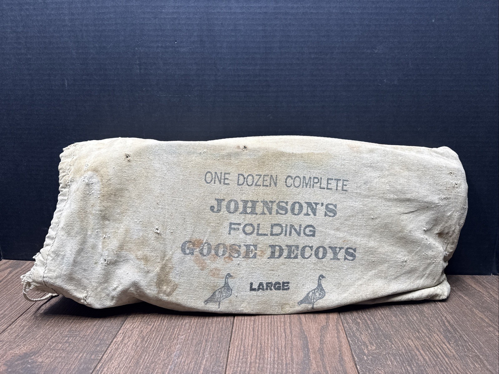 Antique Original Set of Folding Johnsons Goose Decoys, circa 1940 in Canvas Bag