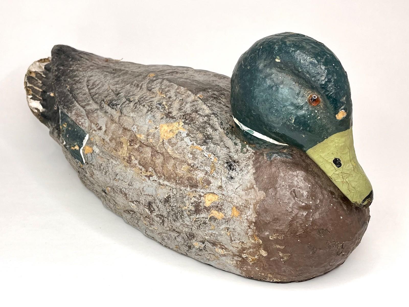 Antique Duck Decoy. 1940’s Americana. Papier-mâché. vintage hunting gear.