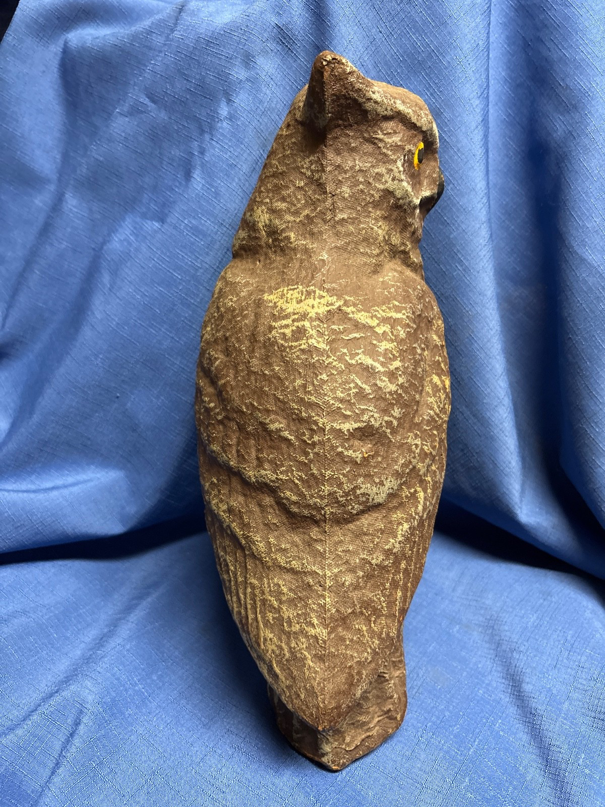 VINTAGE PAPER MACHE CARRY-LITE OWL DECOY 13″ TALL – ORIGINAL PAINT