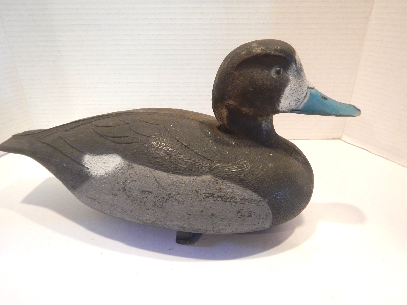 Vtg 1967 Victor Bluebill Duck Decoy Woodstream USA (L11)