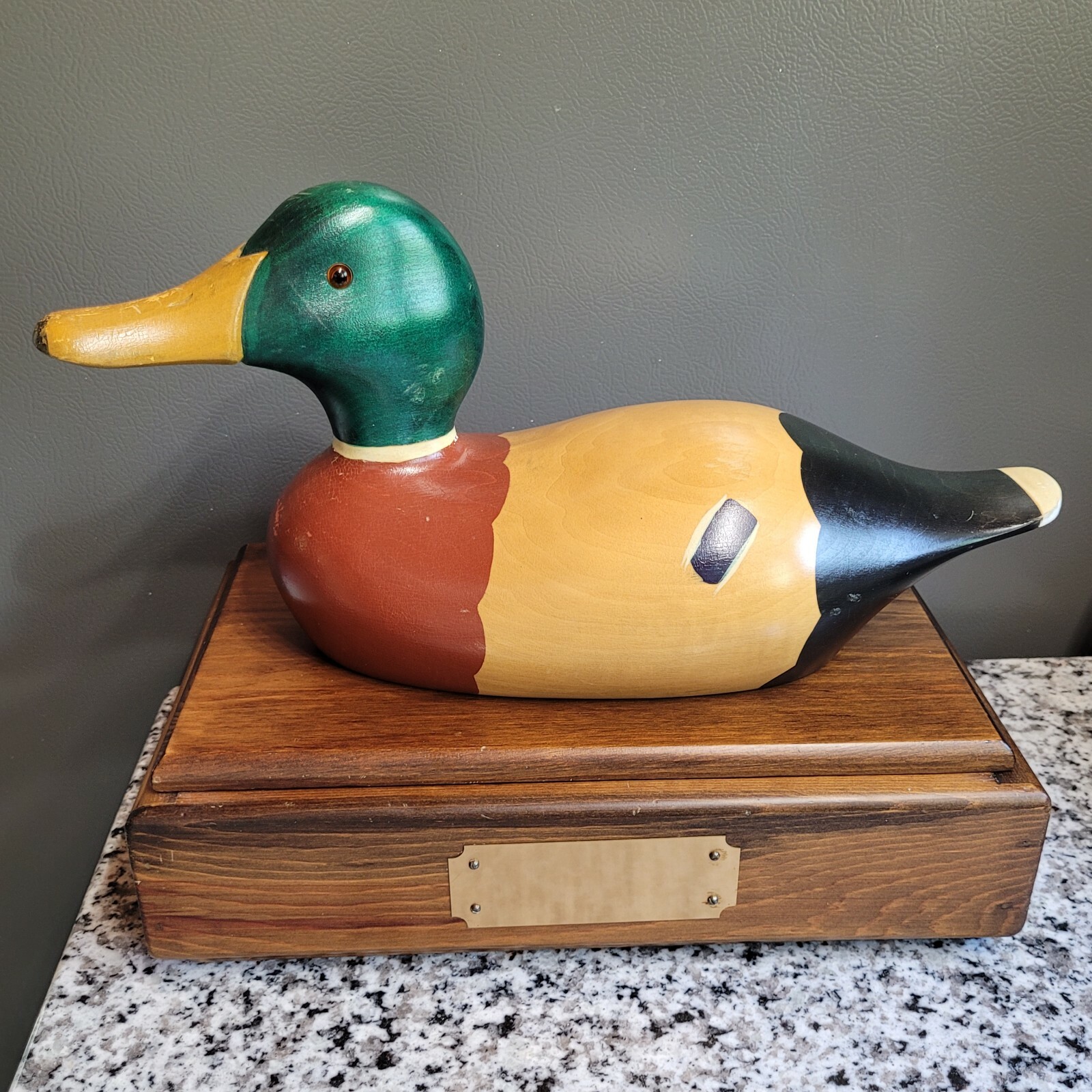 VINTAGE 1981 12x8x11 RON FISHER DUCK DECOY MOUNTED CUSTOM MALLARD WOODEN BOX