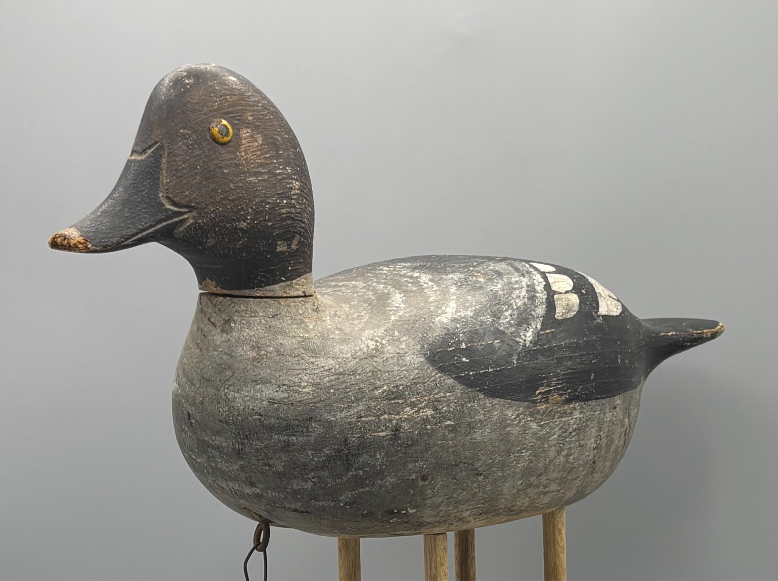 JULIUS MITTLESTEADT (1888-1957),BUFFALO, NY GOLDENEYE HEN ANTIQUE DECOY *ORG PNT