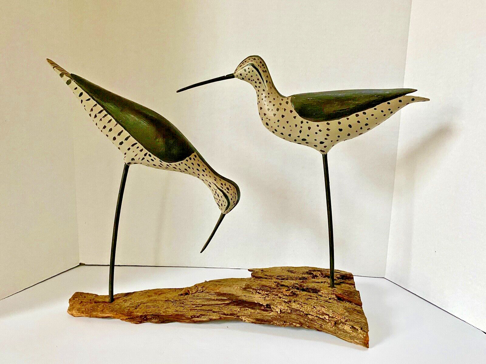 Greater Yellowlegs Shorebirds Decoy Carving, “Flattie” Style, Carved Tail Detail