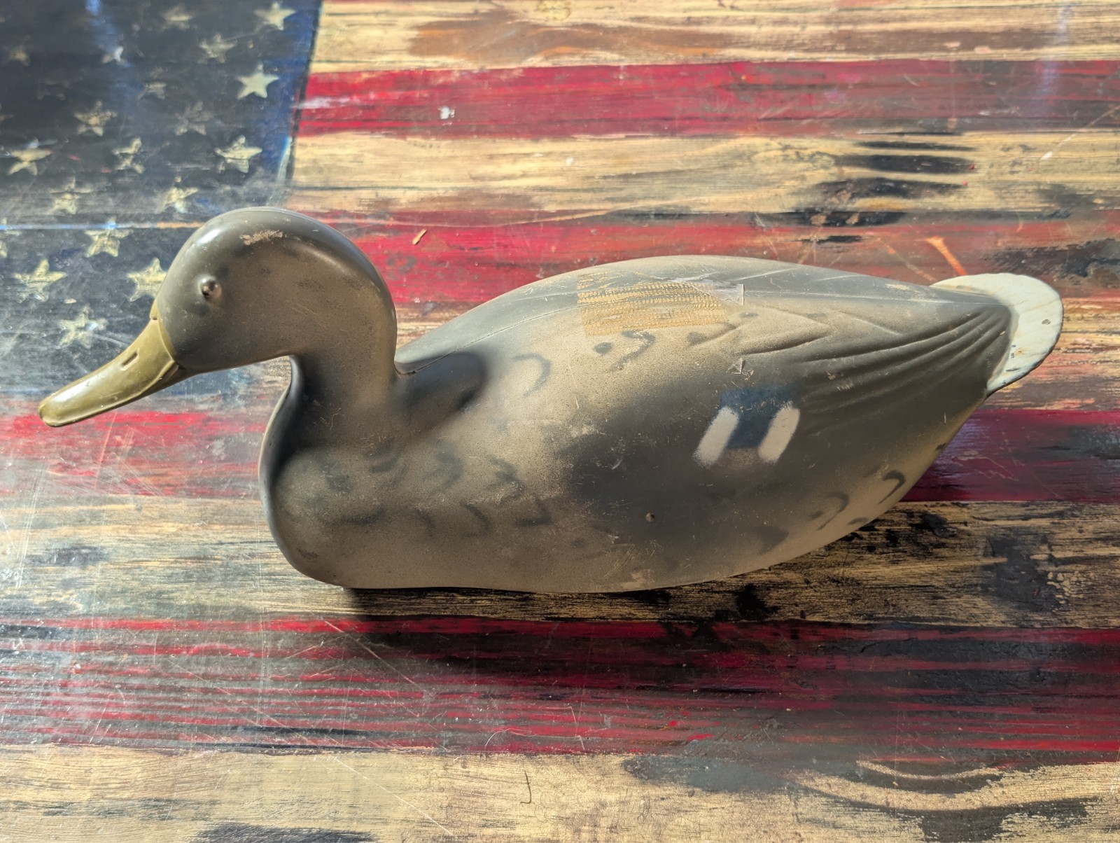Vintage Animal Trap Company of America D-9 VICTOR Duck Decoy