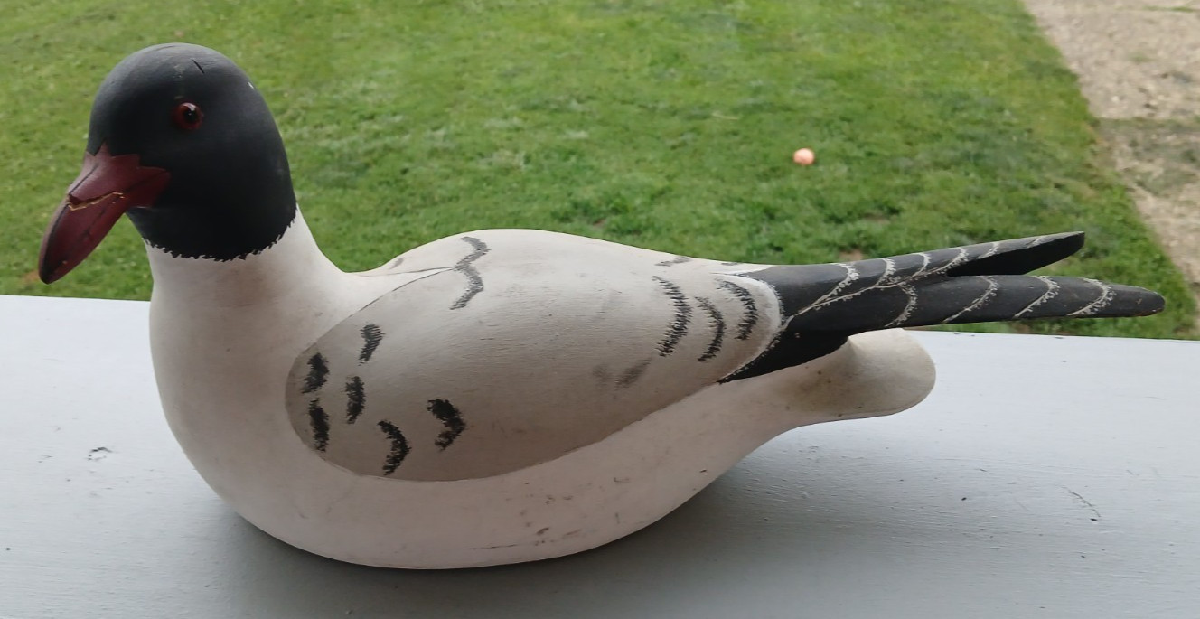 Duck Decoy Hand Carved Painted / Damaged Beak / Glenn O. Watson, Akron, Ohio