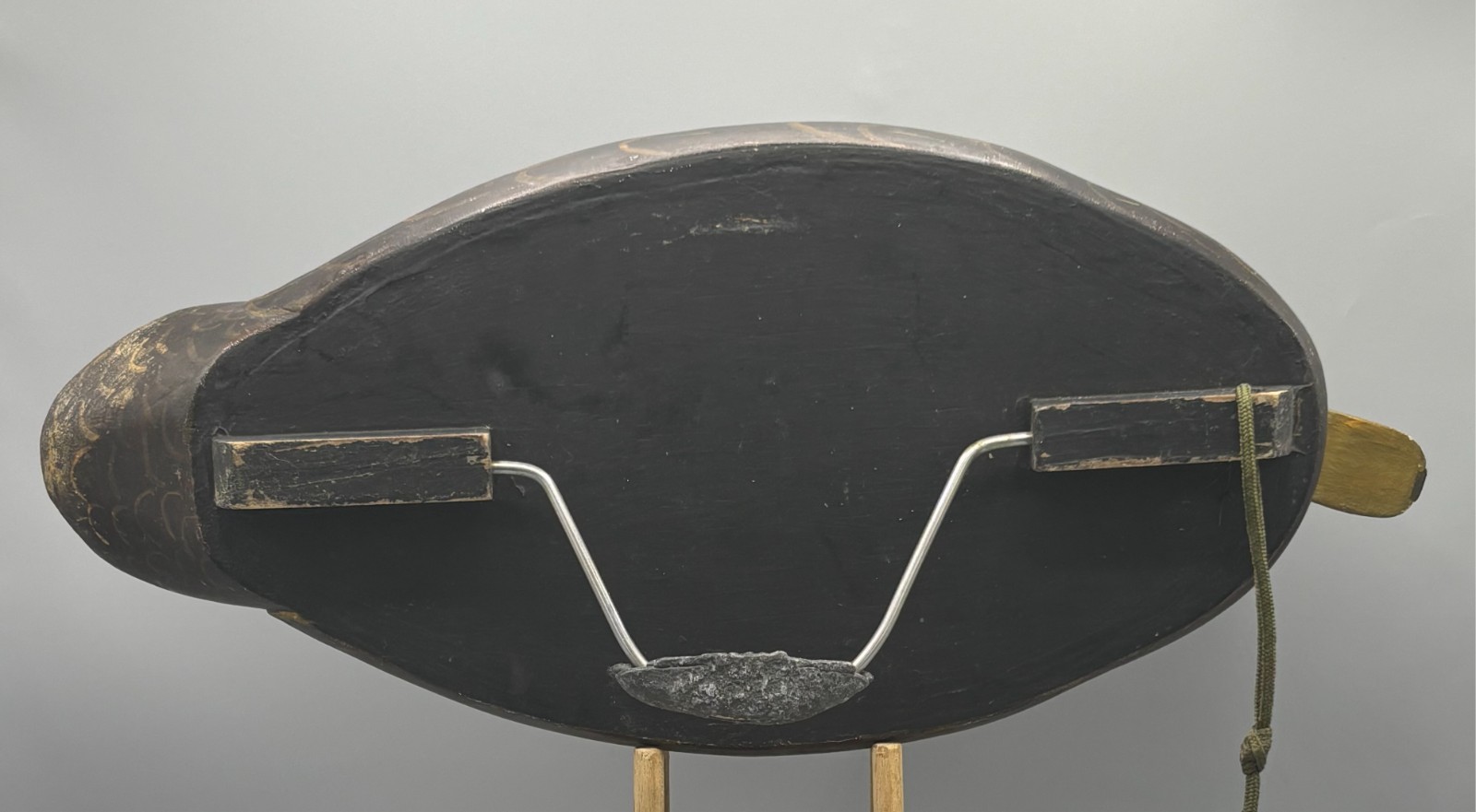 ***ORIGINAL PAINT*** OVERSIZED BLACK DUCK VINTAGE DECOY W/ UNUSUAL SWING WEIGHT