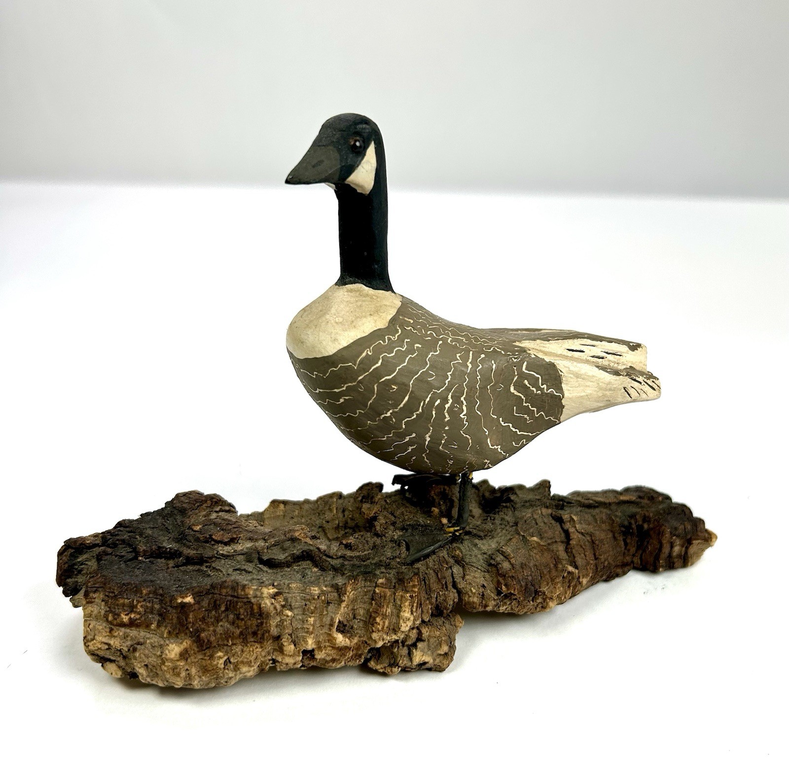 Vintage Hand Carved Painted Wood Standing Canada Goose Carving Figure On Bark