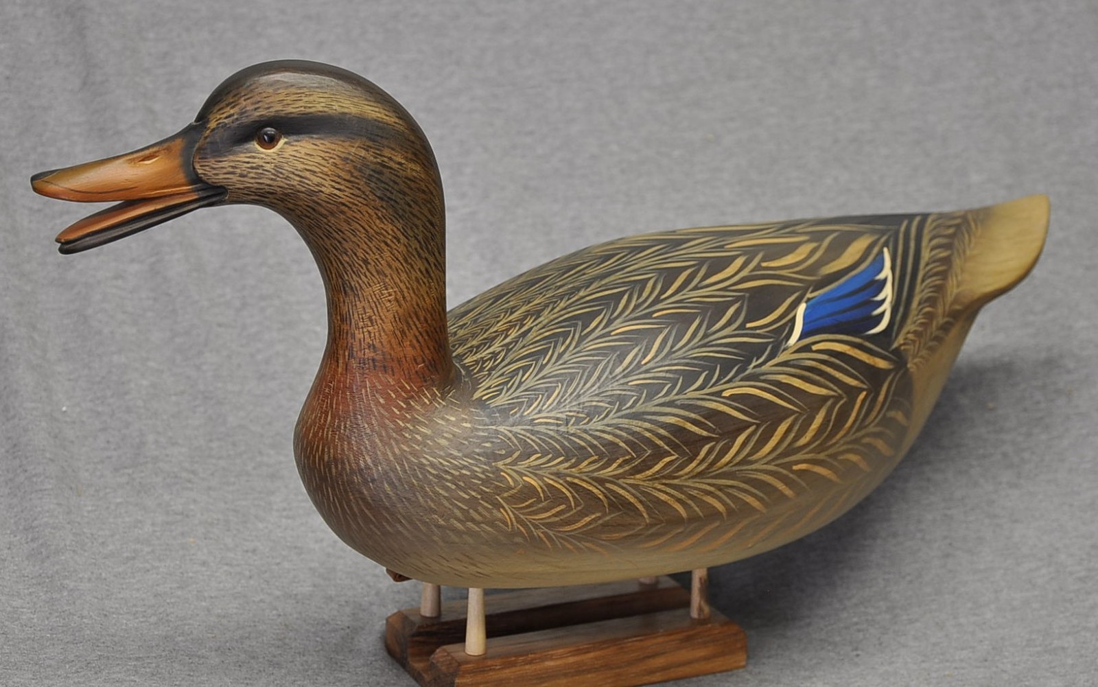 AWESOME SEAN SUTTON calling MALLARD HEN DUCK DECOY ORIGINAL PAINT EXC. CONDITION