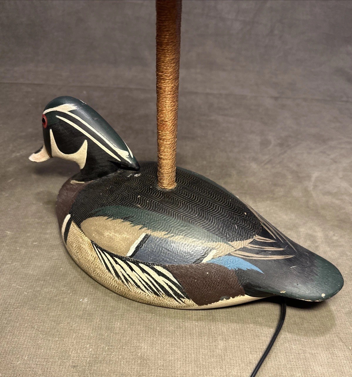 Early Ken Harris Woodville NY Hand Carved Wood Duck Decoy Table Lamp