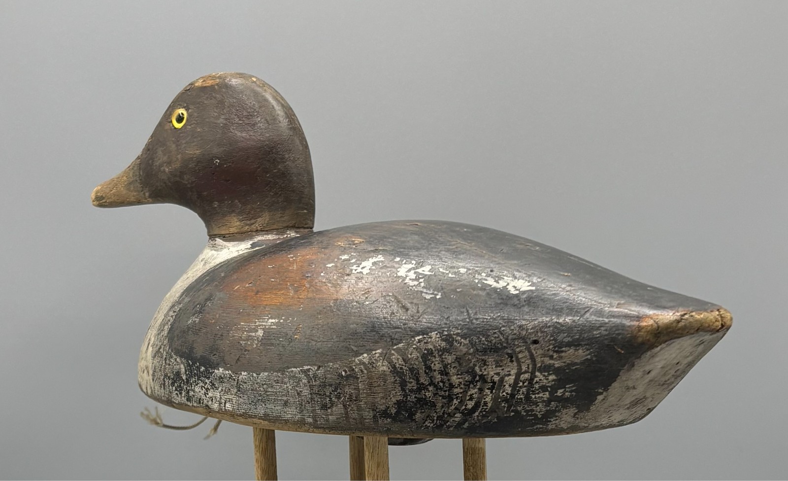 PRINCE EDWARD COUNTY(?) ANTIQUE DUCK DECOY GOLDENEYE HEN W/”W” CARVED IN BOTTOM