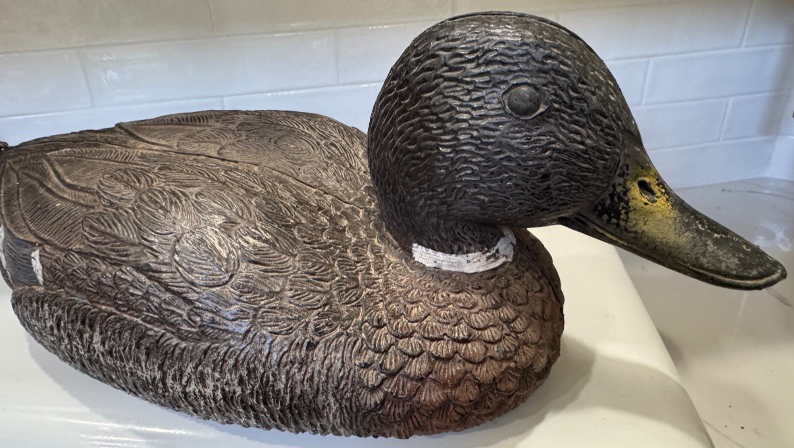 Vintage Duck Decoy Mallard Hen 16″ Realistic feathers Floats Made In Italy