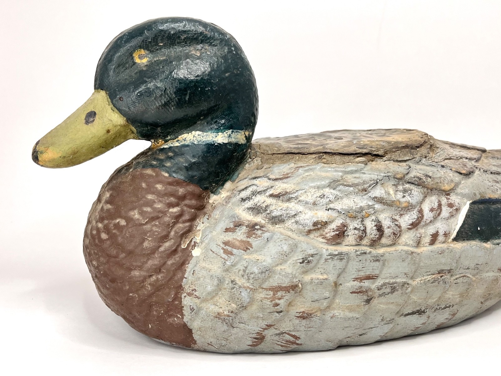 Antique Duck Decoy. 1940’s Americana. Papier-mâché. vintage hunting gear.