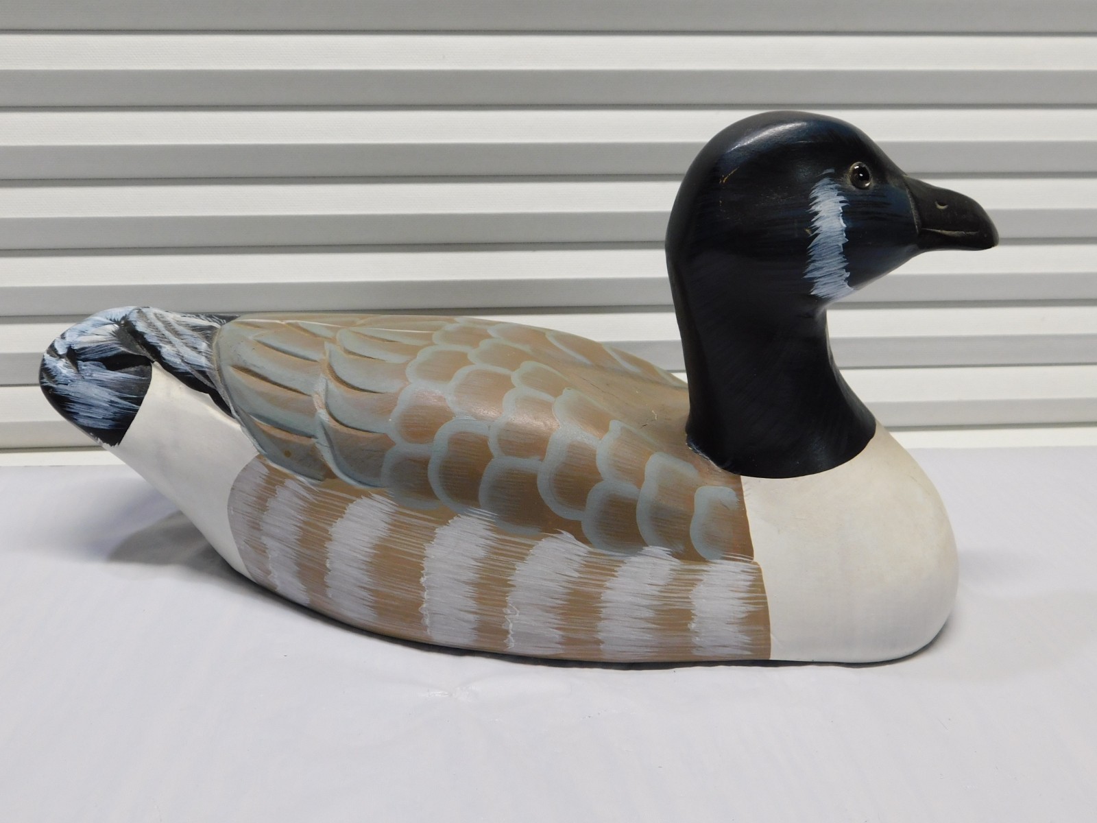 HAND CARVED WOODEN CANADA GOOSE