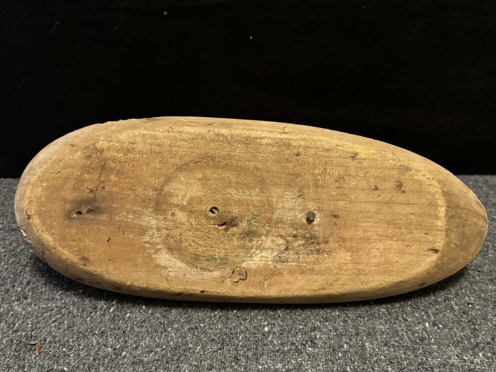 Vintage Hand-carved Wooden Duck Decoy Solid Body Flat Bottom Primitive