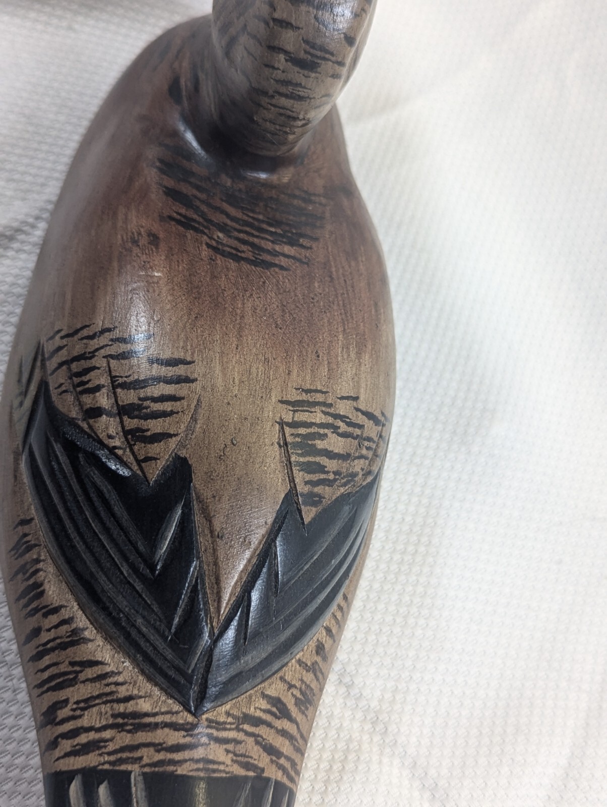 Hand carved hand painted wooden duck decoy 10 1/2″ glass eye amazing detail