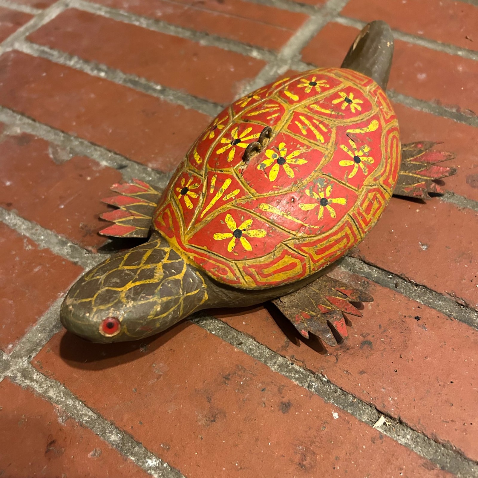 Beautiful Rare Vintage Folk Art Hand Carved Turtle Ice Fishing Decoy Circa 1940