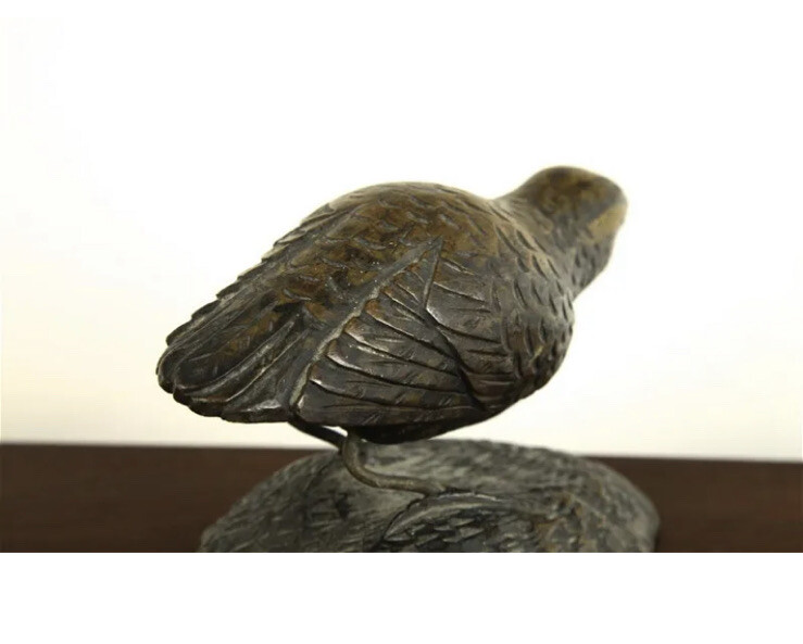 ANTIQUE BIRD DECOY -HAND CARVED- 19th Century WOOD BASE Shore or Song Folk Art