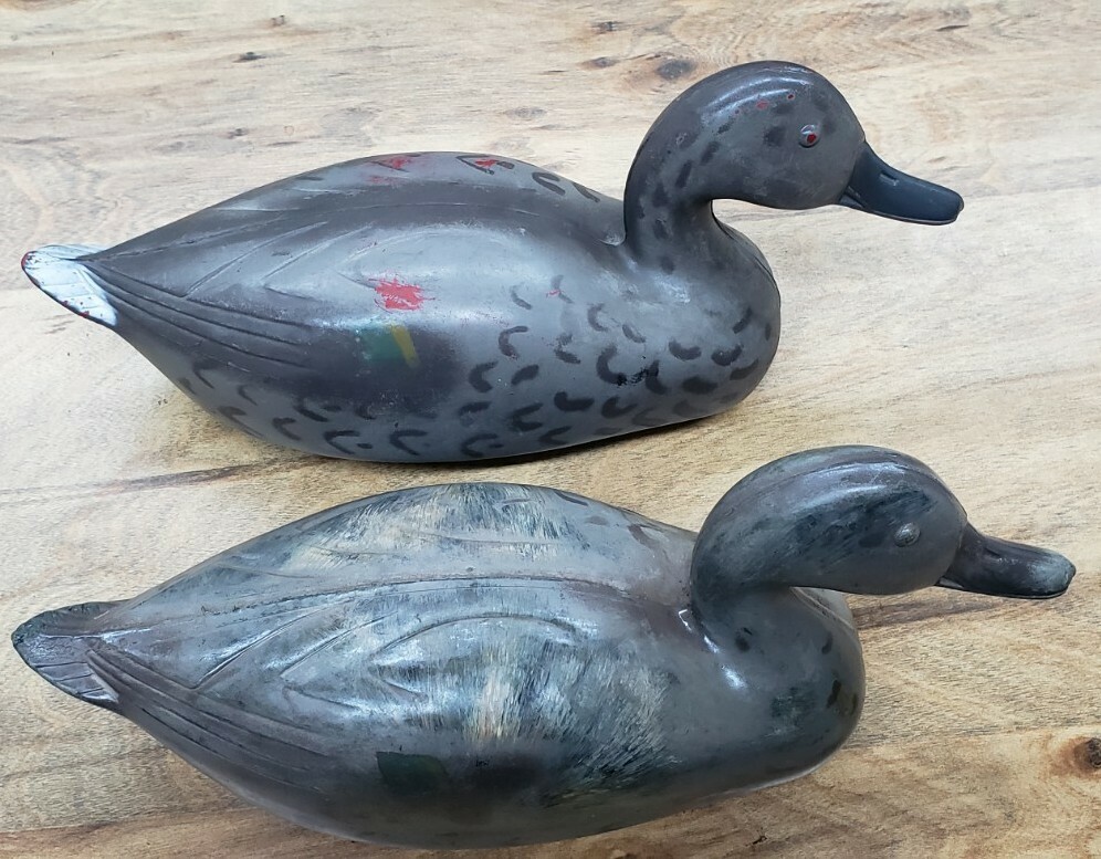 VICTOR D-9 PINTAIL DUCK PR. VINTAGE DUCK DECOYS