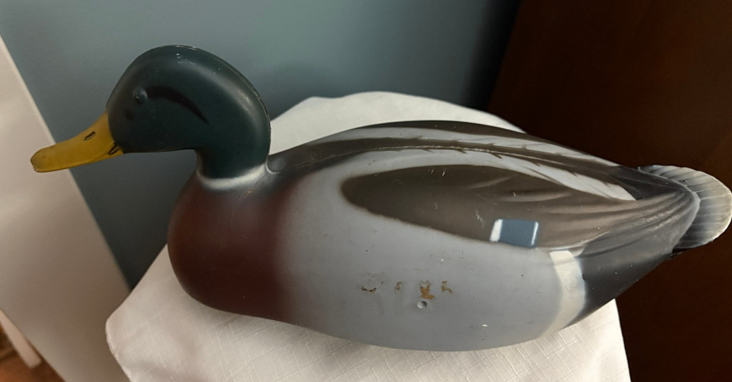Majestic Decoys Vintage Hollow Plastic Mallard Drake Duck Fowl Hunting Decoy