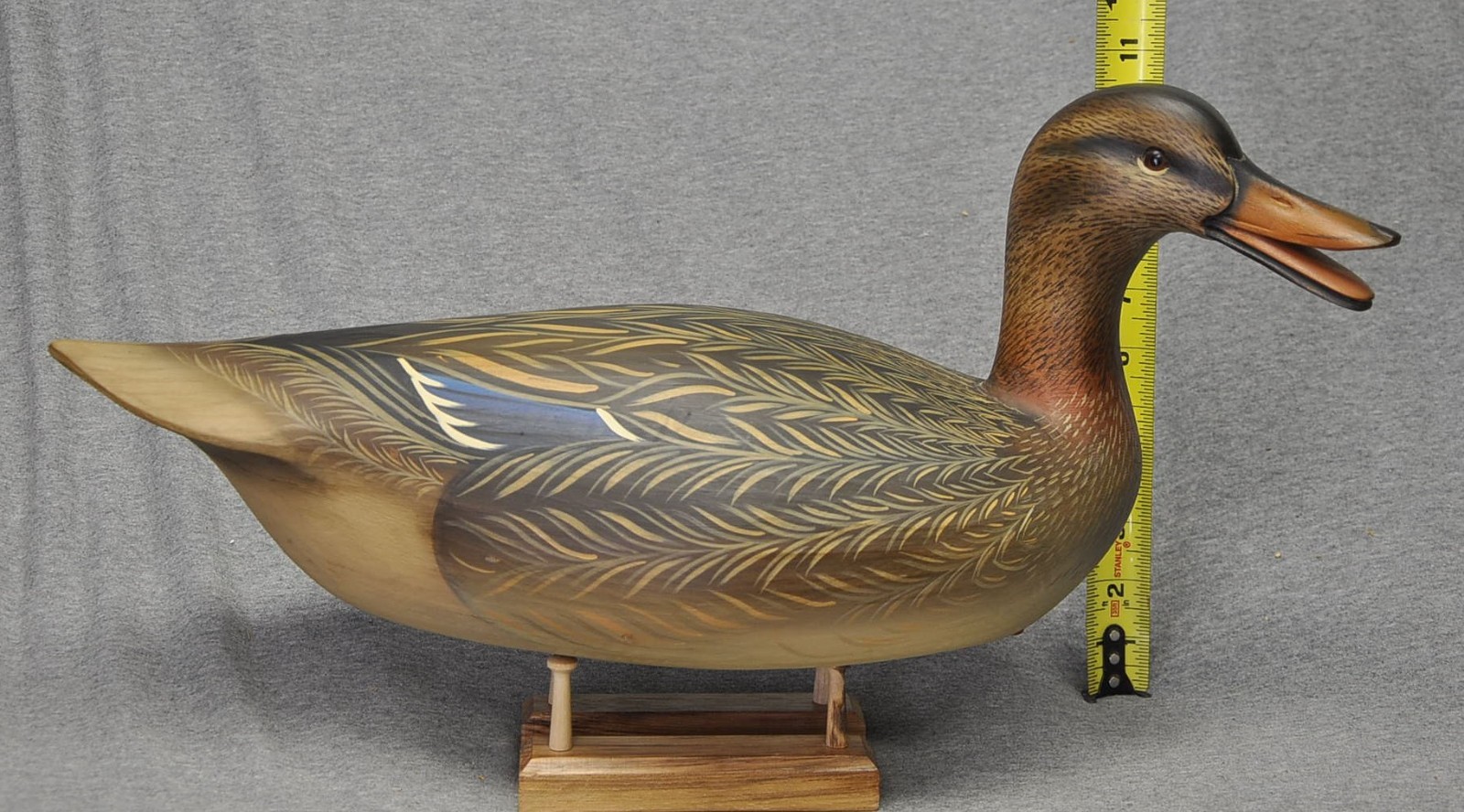 AWESOME SEAN SUTTON calling MALLARD HEN DUCK DECOY ORIGINAL PAINT EXC. CONDITION
