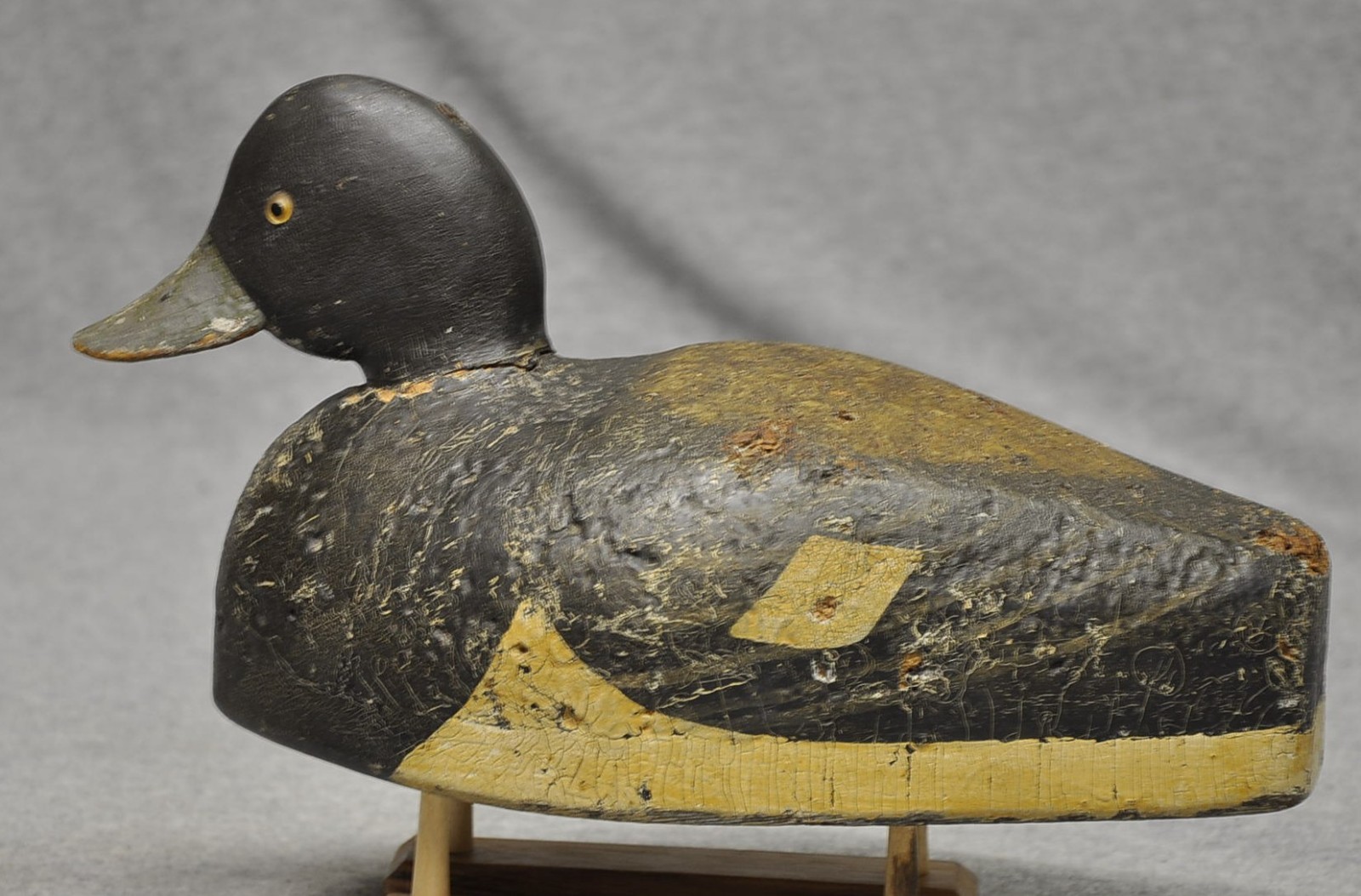 WALTER RUPPEL SHEBOYGAN, WI BLUEBILL DRAKE DUCK DECOY ORIG. PAINT CORK GLASS EYE