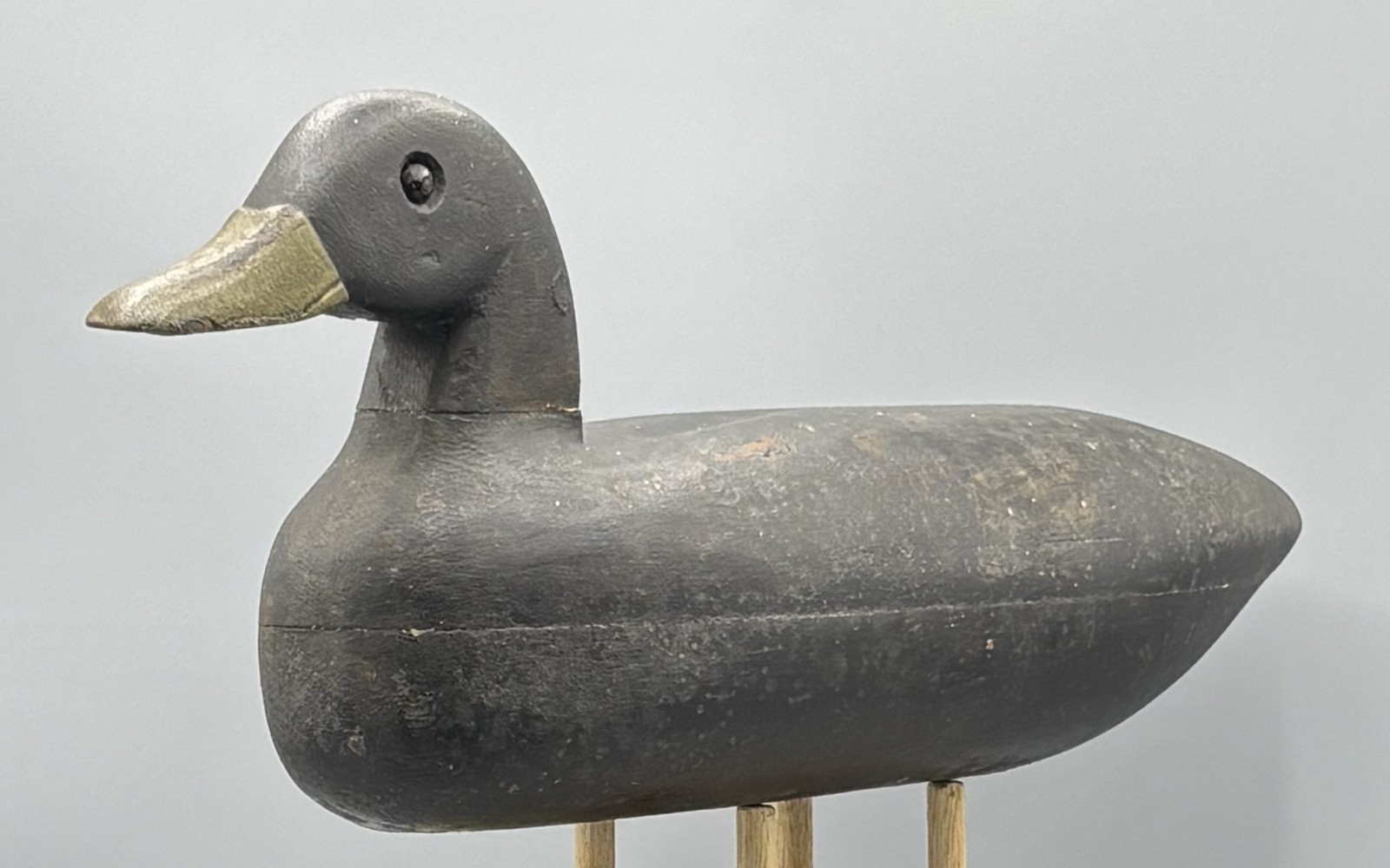 *ORIGINAL PNT*SOUTHEASTERN MASSACHUSETTS (?) TWO-PIECE BLACK DUCK ANTIQUE DECOY