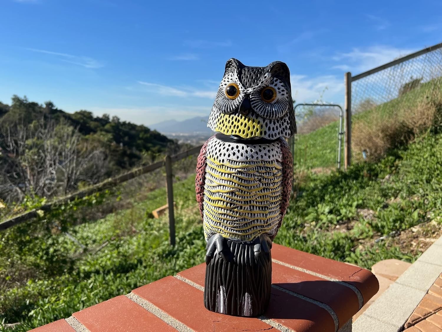 16″ Owl Decoy Statue with Rotating Head – Perfect Garden Decoration